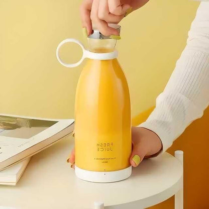 Portable Electric Juicer Bottle – Mini & Rechargeable