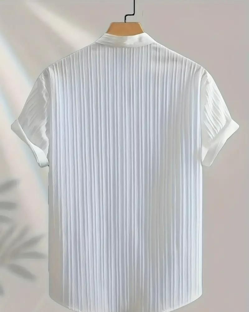 Solid Retro Short-Sleeve Button-Up Shirts