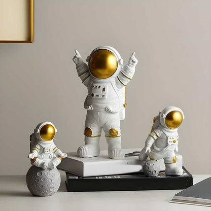 Astronaut Spaceman Statue Ornaments – Set of 3 (Golden)