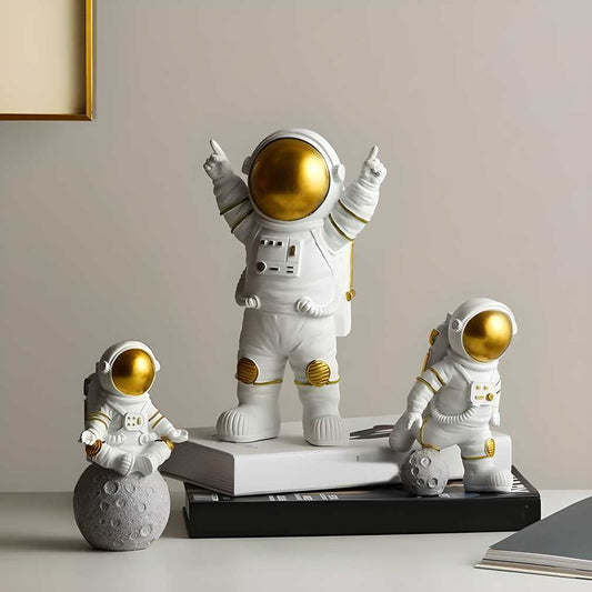 Astronaut Spaceman Statue Ornaments – Set of 3 (Golden)